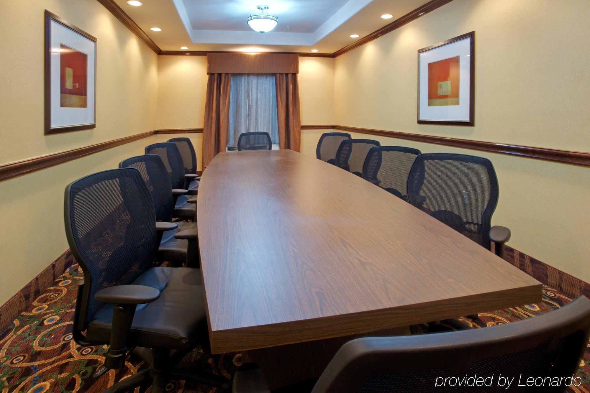 Holiday Inn Express Hotel & Suites Waller By Ihg Екстер'єр фото