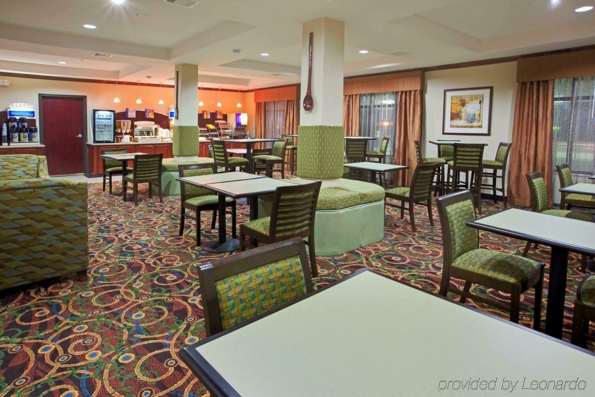 Holiday Inn Express Hotel & Suites Waller By Ihg Екстер'єр фото